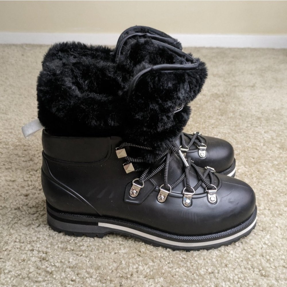 Michael Kors black lanis PVC and faux fur ankle rain boots size 6 - Picture 3 of 9